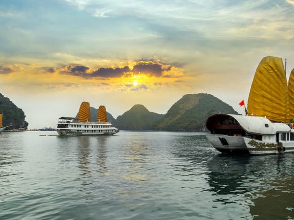 Halong / Daily departure